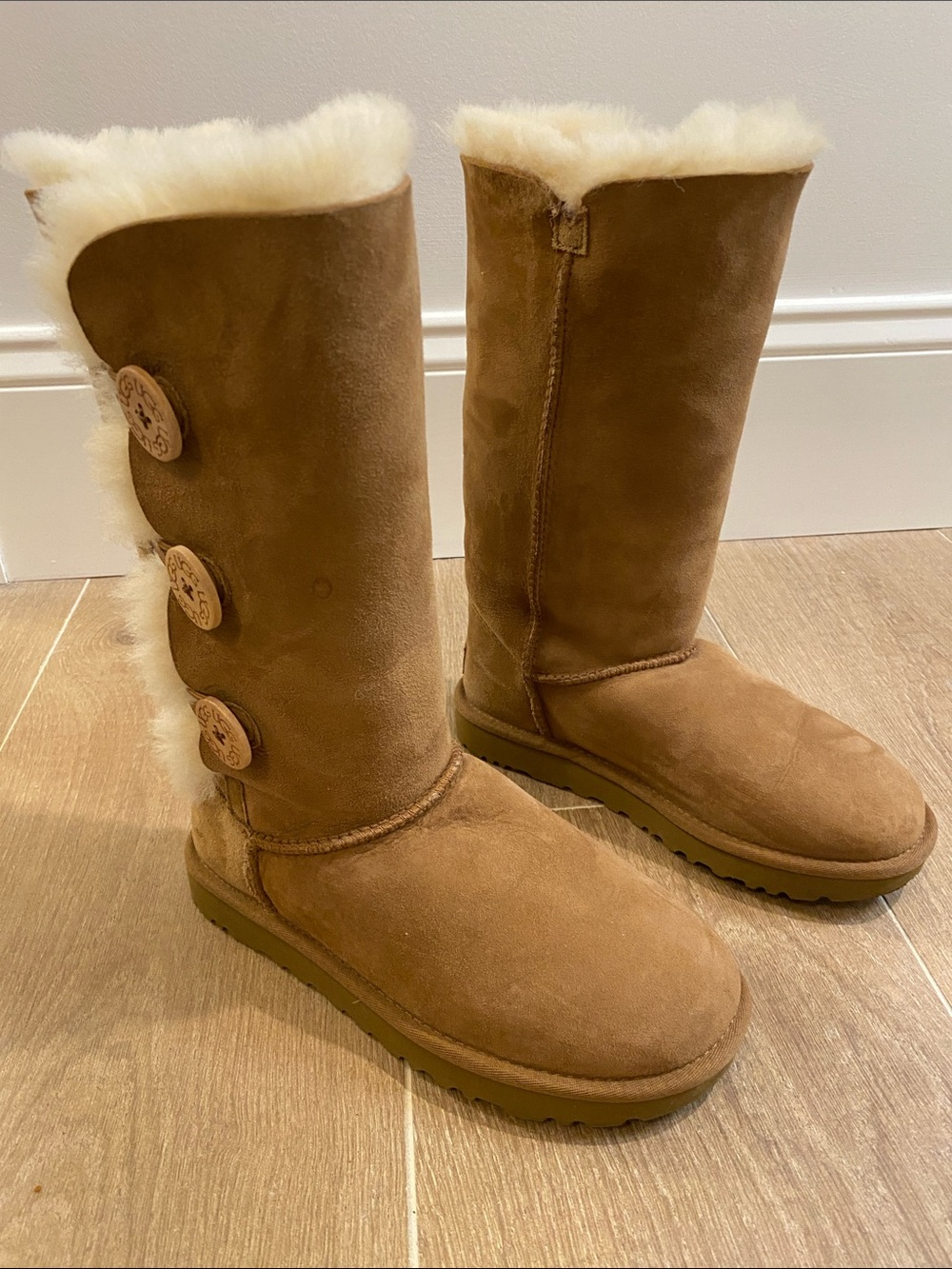 UGG Chestnut Button Shearling Mid-Calf Boots - Picture 4 of 9